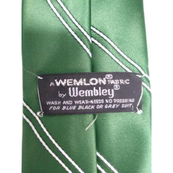 Wembley Wash Wear Wemlon Fabric Green with White Stripe Print Necktie Woven Tie - Picture 2 of 4